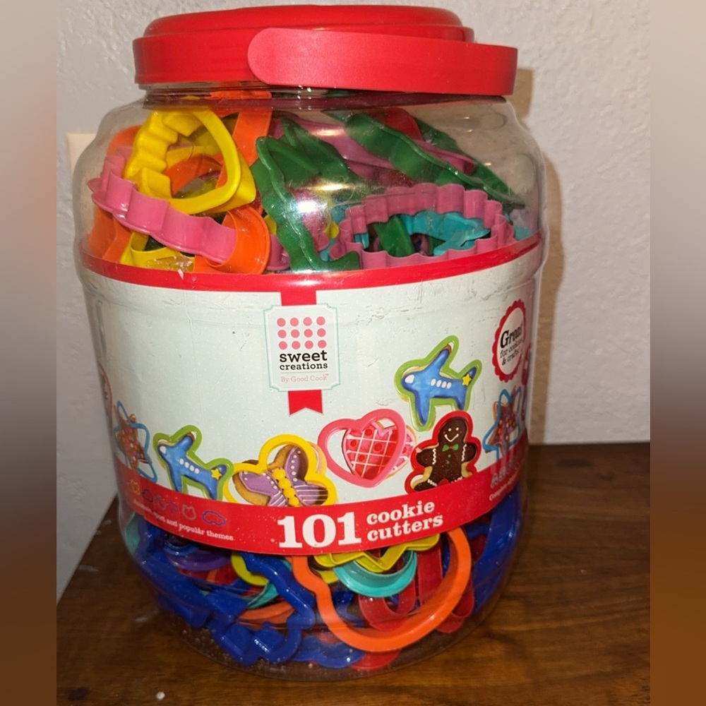 Multi-Color Cookie Cutters Set